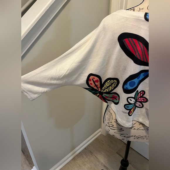 Crimson IvyJR L BOHO Short Knit White Abstract Floral Beaded Top-Never Worn. - Picture 5 of 7